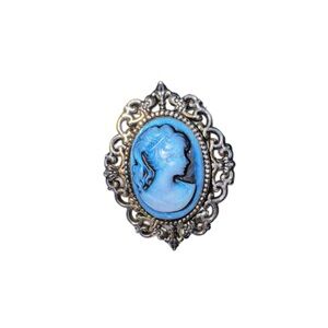 Elegant Blue Cameo Ring